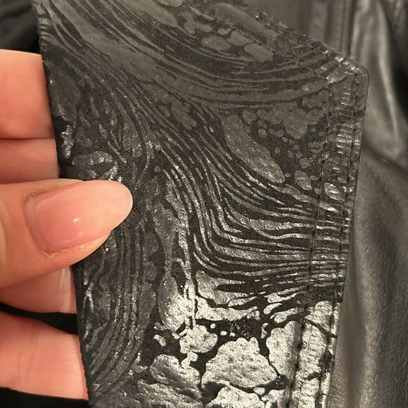 Wilson’s Leather cute, motorcycle jacket, two-tone texture - Picture 5 of 7